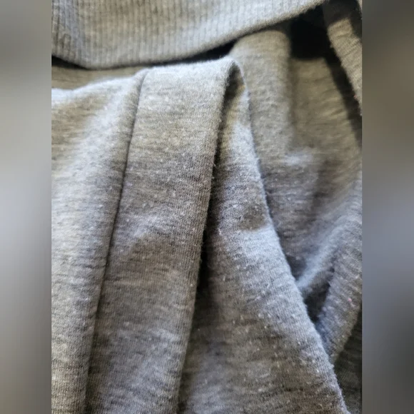 Victoria's Secret Sweatpants Set with Red Heart Sequins - Picture 2 of 9